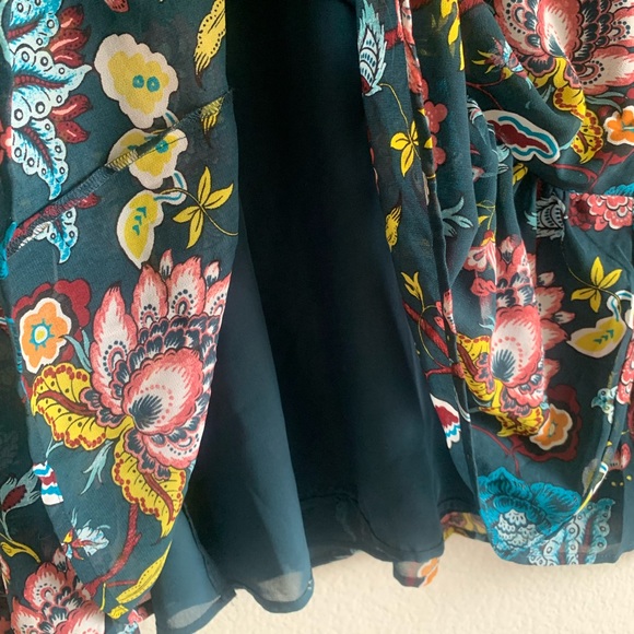 LOFT long sleeve floral blouse - Picture 3 of 5